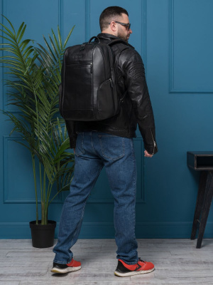Кожаный рюкзак Vicoforte Premium black Carlo Gattini