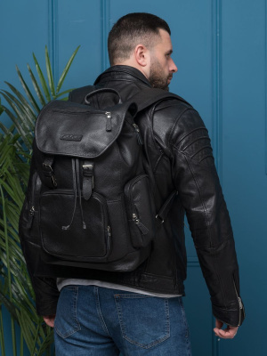 Кожаный рюкзак Vetralla black Carlo Gattini